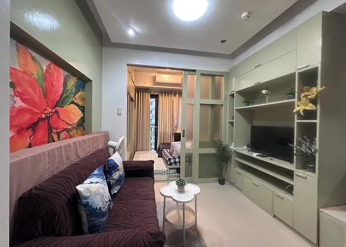 Sea Residences Tower A , 9th Floor Pool View Unit 939 Apartment